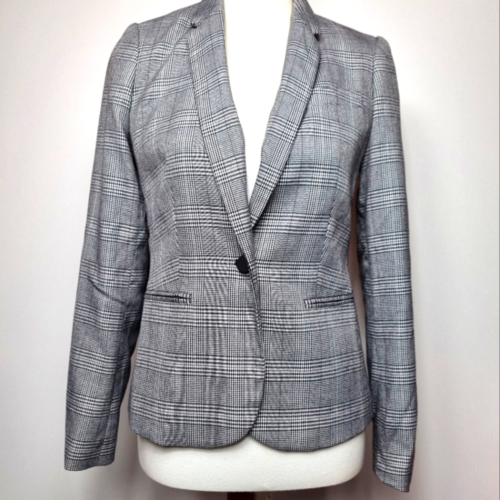 Calvin Klein Plaid Padded Blazer Size 6p